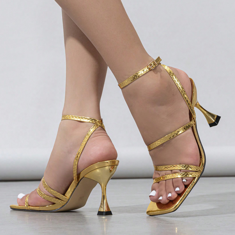 Сексуальные женские босоножки  – обзор и цена Sandal Strappy Heeled